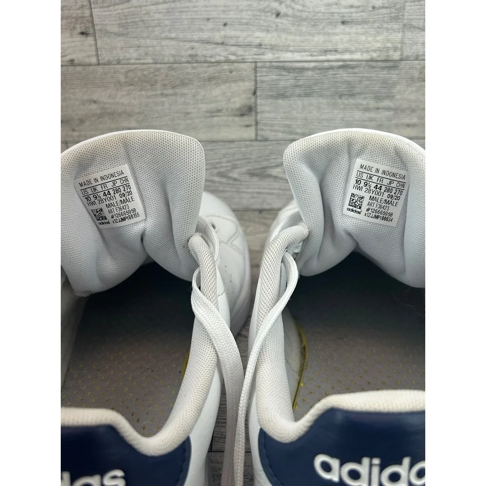 Adidas Mens Advantage Clean White Blue Sneakers Comfort CloudFoam Size US 10‎